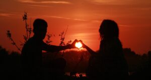 – Jak naučit děti projevovat lásku a soucit