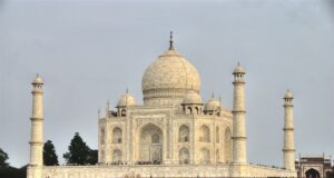 – Do tajemného úvalu: objevte záhadné krásy…