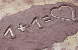 Jak udržet jiskru ve vztahu: Tipy pro dlouhodobý partnerský vztah