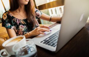 Umění komunikace: 5 technik, které vám pomohou lépe vyjádřit své myšlenky